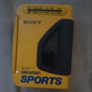 Sony Walkman Sports in Yellow and Blue